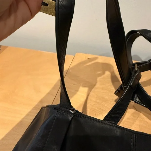 Black Leather Tote - Picture 5 of 11